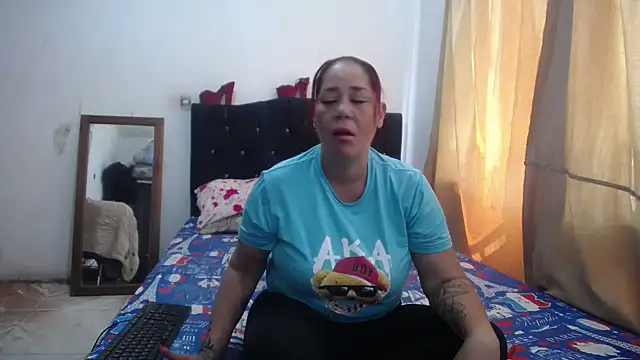 merryymaturee  online show from January 7, 2025, 2:51 pm