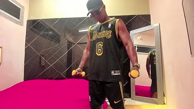 ronnie 7777 online show from January 22, 2025, 8:28 pm