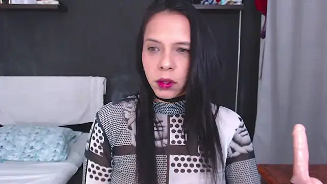 Snapshot of SusanLeroy chatting on May 12, 2026, 8:44 am SusanLeroy online show from May 12, 2026, 8:44 am