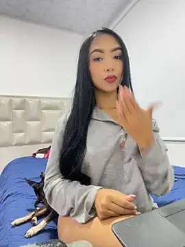 SOPHIACANDY19  online show from October 10, 2025, 11:15 pm