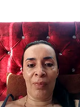 Samantha Sullivan  online show from September 23, 2025, 12:08 pm