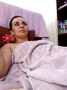 Samantha Sullivan  online show from October 7, 2025, 12:57 pm