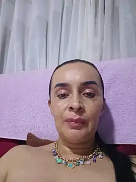 Samantha Sullivan  online show from March 17, 2026, 2:49 am