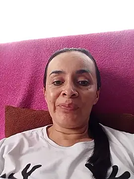 Samantha Sullivan  online show from May 12, 2026, 12:24 pm