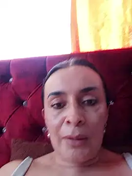 Samantha Sullivan  online show from May 26, 2026, 9:22 pm