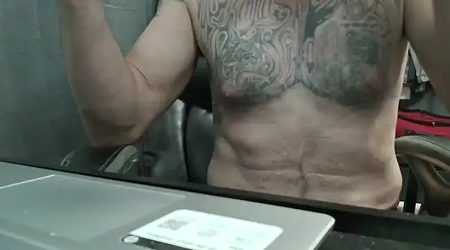 overaveragefreak4you online show from January 5, 2025, 7:07 am