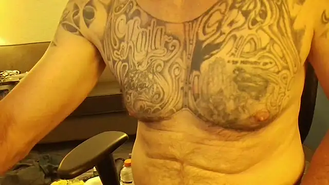overaveragefreak4you online show from June 30, 2026, 6:58 am