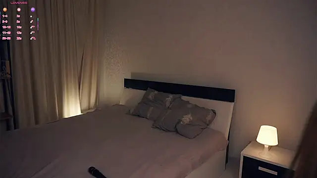 CathrynGeer online show from February 28, 2025, 6:09 pm