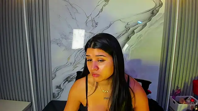 venusowen  online show from April 11, 2026, 1:59 pm