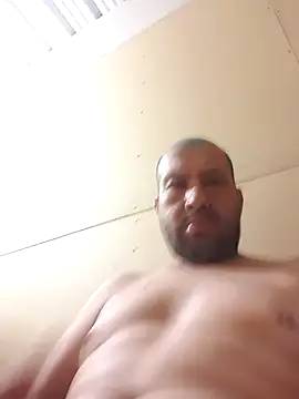 Snapshot of danielll2024 chatting on February 9, 2026, 6:06 am danielll2024 online show from February 9, 2026, 6:06 am