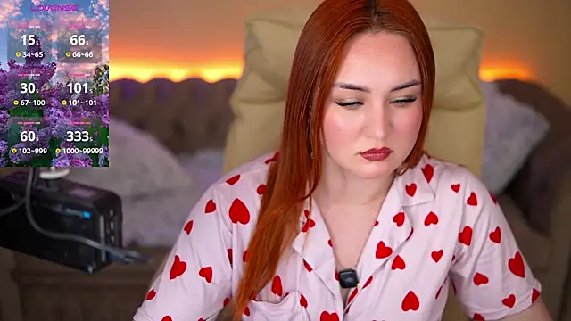 Snapshot of LovelyBell chatting on May 25, 2026, 6:19 am LovelyBell online show from May 25, 2026, 6:19 am