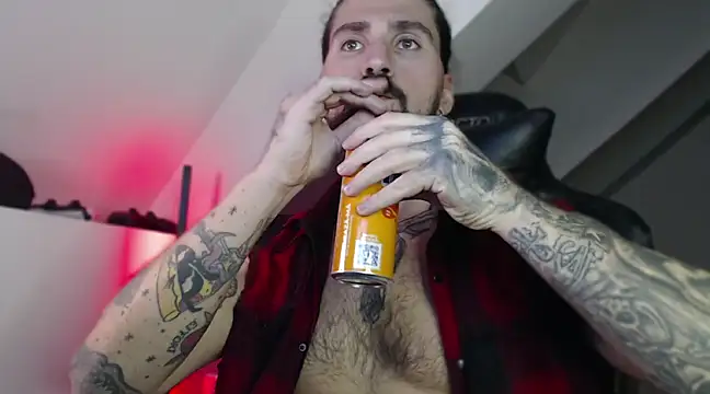 Snapshot of MateoHunk chatting on December 19, 2024, 6:23 pm MateoHunk online show from December 19, 2024, 6:23 pm