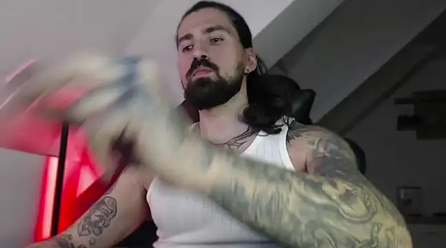 Snapshot of MateoHunk chatting on January 5, 2025, 4:06 pm MateoHunk online show from January 5, 2025, 4:06 pm