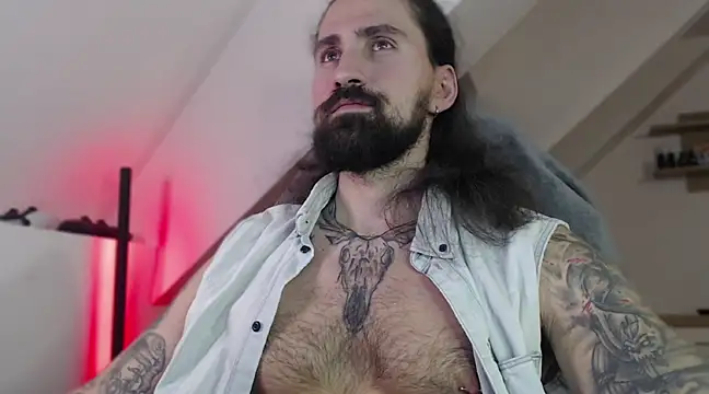 Snapshot of MateoHunk chatting on February 10, 2025, 8:00 pm MateoHunk online show from February 10, 2025, 8:00 pm