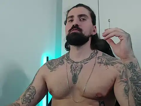 Snapshot of MateoHunk chatting on October 14, 2025, 4:52 pm MateoHunk online show from October 14, 2025, 4:52 pm