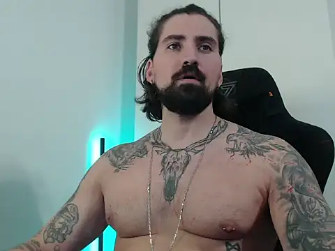 Snapshot of MateoHunk chatting on October 18, 2025, 6:08 pm MateoHunk online show from October 18, 2025, 6:08 pm