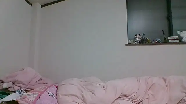 Snapshot of SAKU-RA-chan chatting on January 25, 2025, 2:03 pm SAKU-RA-chan online show from January 25, 2025, 2:03 pm