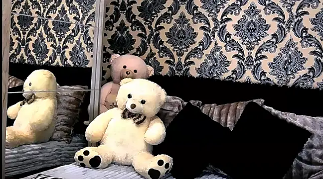 Aly girl1 online show from January 10, 2025, 10:06 am