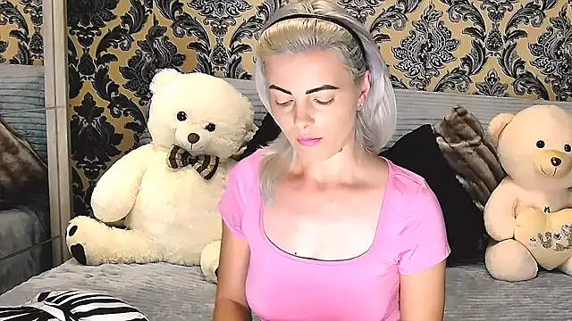 Aly girl1 online show from March 15, 2025, 10:46 am