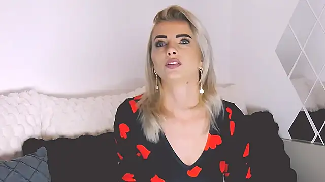 Aly girl1 online show from November 2, 2025, 11:23 am