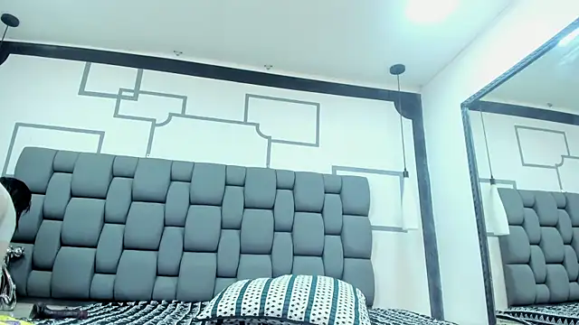 Jade squirtt online show from January 15, 2025, 11:00 am