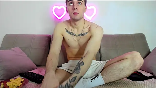 Snapshot of Ian_Connery chatting on February 11, 2025, 9:03 pm Ian Connery online show from February 11, 2025, 9:03 pm