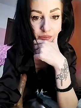 dahlia 82 online show from March 27, 2026, 8:48 am