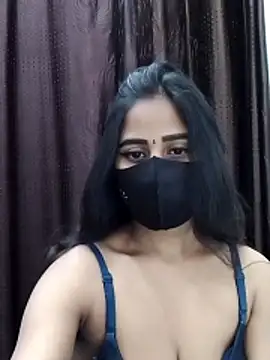 Lalisa sexy online show from December 16, 2025, 4:01 pm