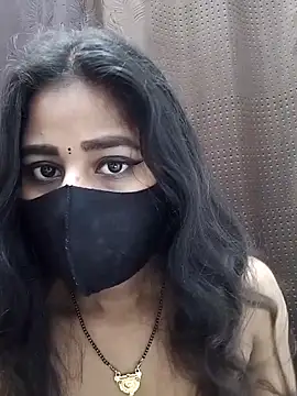 Lalisa sexy online show from March 25, 2026, 10:38 pm