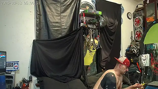 slinginbigD online show from March 18, 2025, 11:08 am