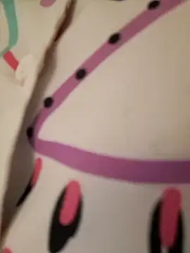 Isis Osman online show from December 19, 2025, 7:10 pm