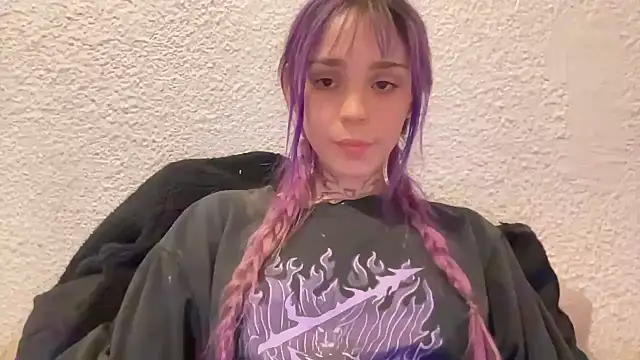 loletabb online show from September 11, 2025, 11:21 am