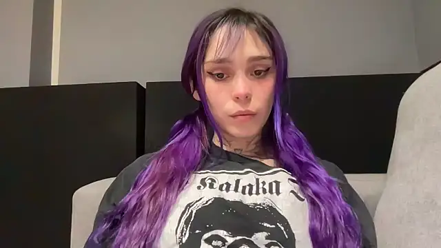 loletabb online show from October 9, 2025, 9:24 pm