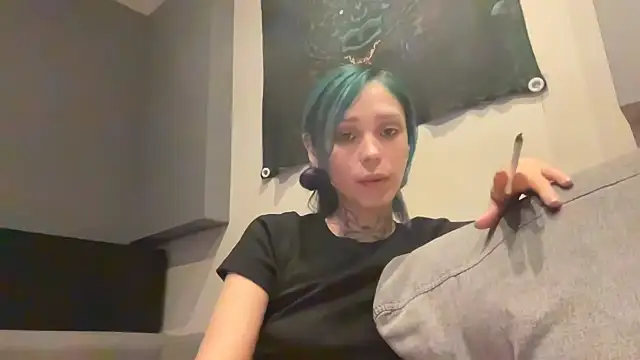 loletabb online show from December 20, 2025, 5:14 am