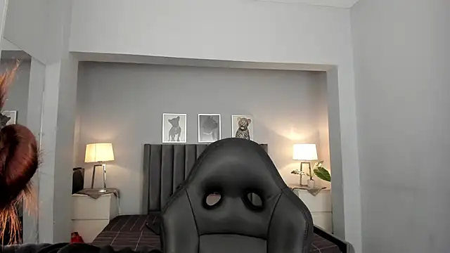 Madie  collins online show from September 10, 2025, 10:37 am