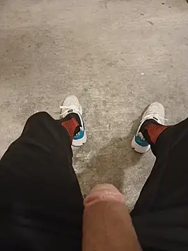 casper0303 online show from September 17, 2025, 9:38 pm