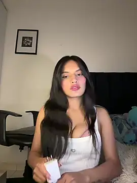 Snapshot of Dulceeany chatting on July 14, 2026, 1:52 am Dulceeany online show from July 14, 2026, 1:52 am