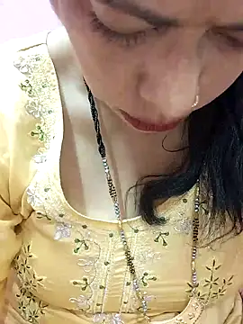 Urmila bhabhii online show from February 3, 2025, 6:13 am