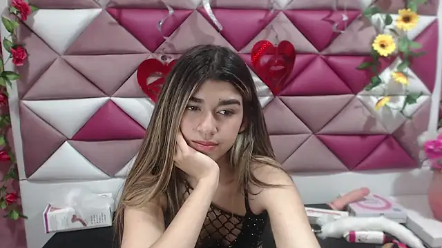 Snapshot of NahomiConnor_ chatting on February 13, 2025, 4:17 pm NahomiConnor online show from February 13, 2025, 4:17 pm