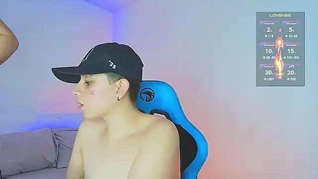 aron wi online show from December 18, 2024, 9:08 pm