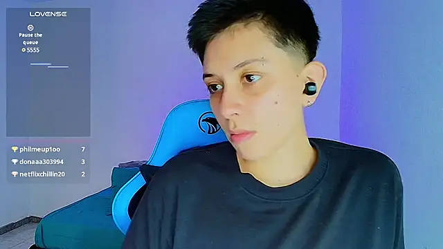 aron wi online show from February 25, 2025, 3:49 pm