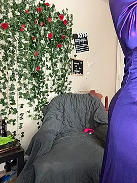 Snapshot of butterflybootyy chatting on October 31, 2025, 6:20 pm butterflybootyy online show from October 31, 2025, 6:20 pm