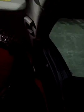 Snapshot of butterflybootyy chatting on April 25, 2026, 2:36 am butterflybootyy online show from April 25, 2026, 2:36 am