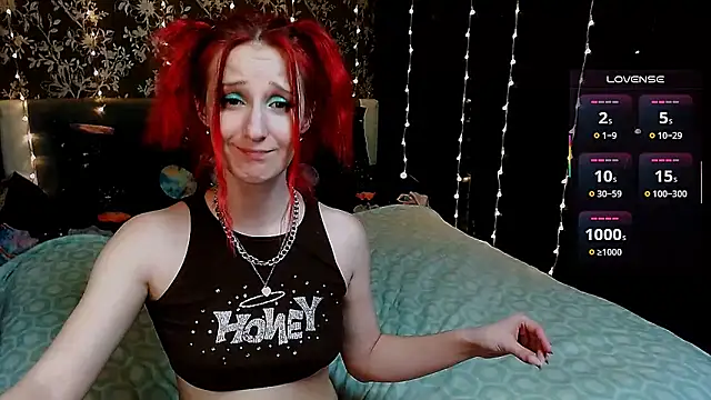 Snapshot of AgathaNoxe chatting on March 8, 2025, 5:38 am AgathaNoxe online show from March 8, 2025, 5:38 am