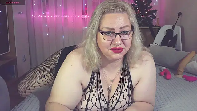 AngelinaGlam online show from December 26, 2024, 1:10 pm