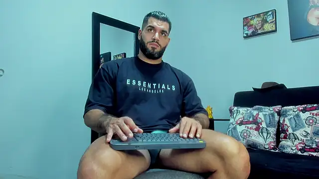 SamirHazard97 online show from October 4, 2025, 8:07 pm