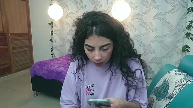 Mya paris online show from December 13, 2024, 12:42 am