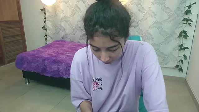 Mya paris online show from February 10, 2025, 6:20 am