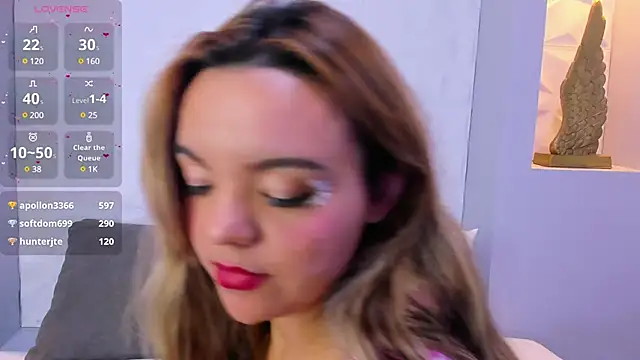 EmilyRouss  online show from February 1, 2025, 1:34 am