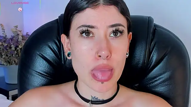 melody suarez online show from March 2, 2025, 10:16 pm